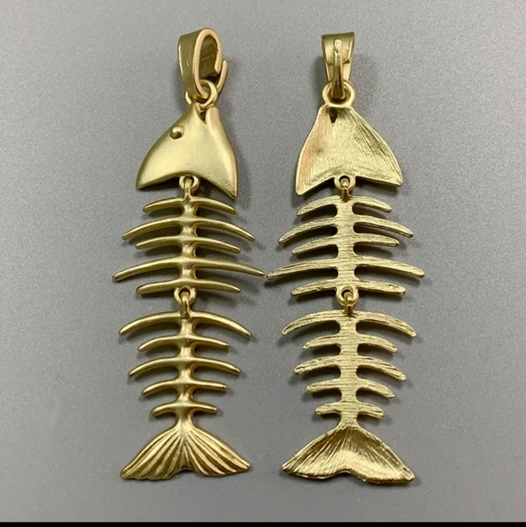 Fish necklace pendant MOVES gold BIG FISH BONES SKULL New chain available - Picture 3 of 9